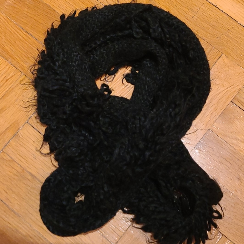 Loop scarf